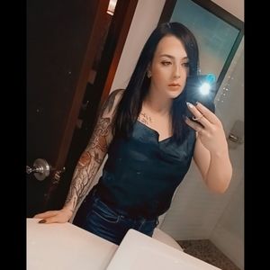 Meet your Posher, Kaitlyn